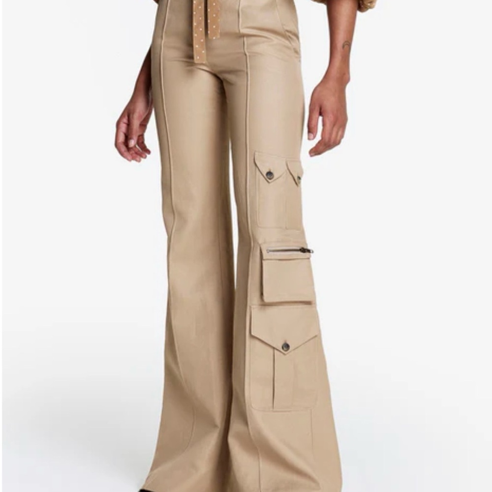 Smythe Women's Tan Cargo Flare Pants